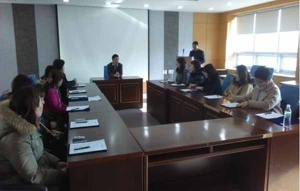 주부단속요원에 대하여 불법 주·정차 지도단속 직무교육, 친절교육을 실시했다.