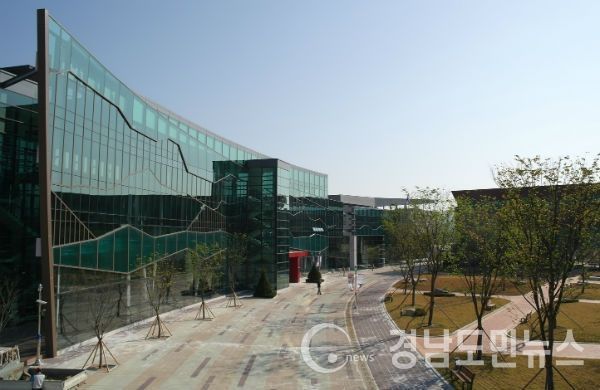 함양문화예술회관