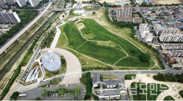 김해 대성동 고분군 전경(사진=경남도청)