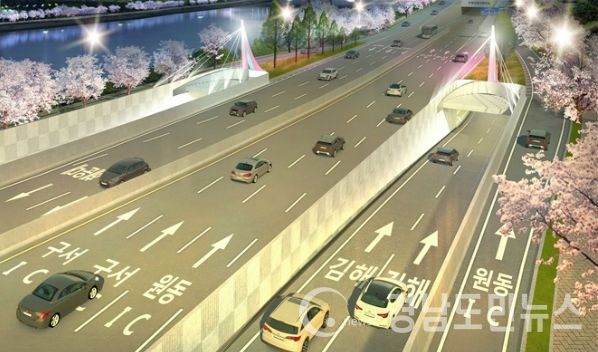 부산시는 10일 시청회의실에서 부산시와 GS컨설컨소시엄 간 '내부순환 도시고속화도로 민간투자사업'을 실시한다고 9일 밝혔다.(사진/부산시)