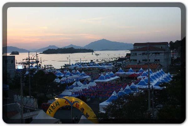 사천시 삼천포항 수산물 축제 사진