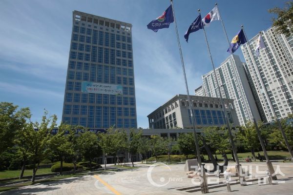 부신 시청 전경.