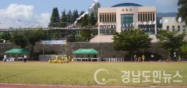 하동 악양초등학교 전경