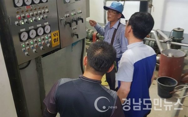 산청군 여름철 집중호우 대비 배수펌프장 점검(사진/산청군)