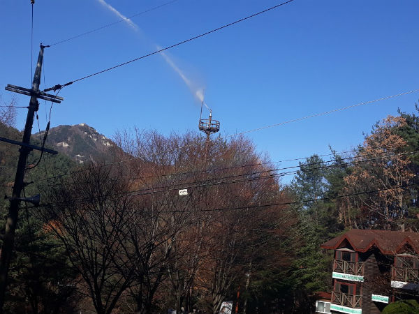 경상남도가 운영하는 금원산자연휴양림(소장 최동성)이 12월 9일 가을철 산불조심 기간을 대비해 산불·화재 예방 훈련을 실시했다.