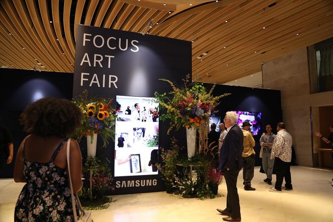 포커스 아트페어 런던 2024 - 이미지제공 분양7번가