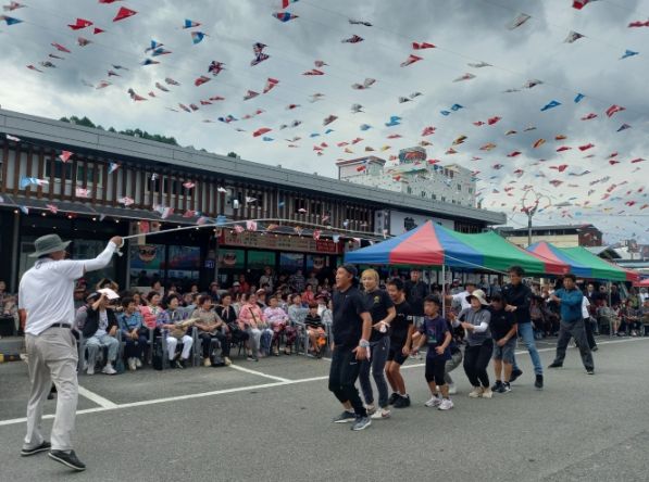 하동읍민의 날·읍민 체육대회 성황리에 개최