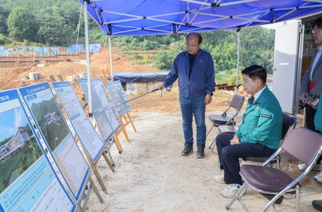 고성군수, 자란도 해양치유권역 개발 현장 방문