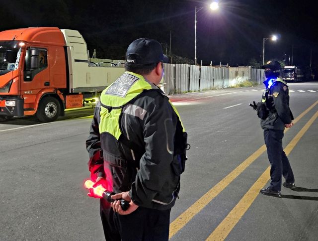 사천해경, “무사증 입국 범죄” 관련 불시단속 실시