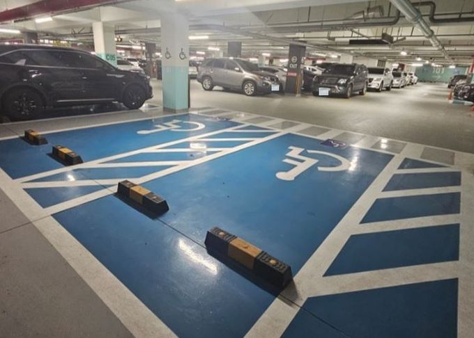 의령의 한 아파트 단지 장애인 주차구역이 늘 비워져있다