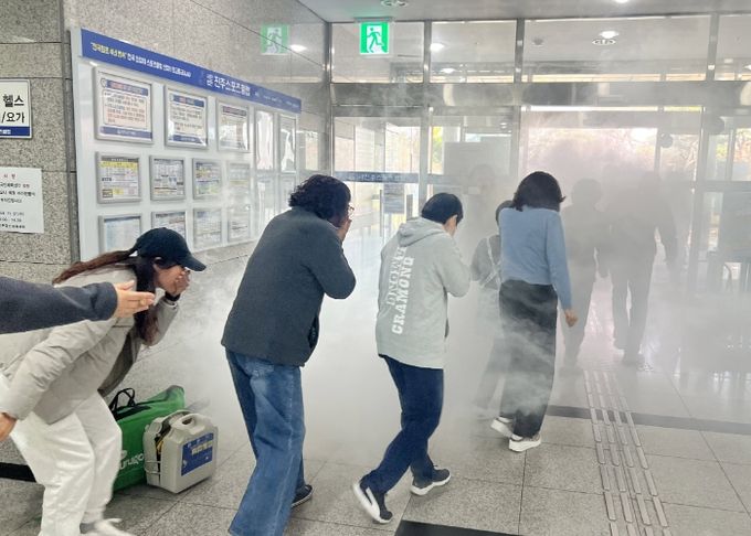 진주시, 초전동 진주실내수영장 합동소방훈련 실시