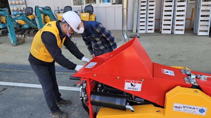 진주시, 농기계임대사업소 ‘잔가지 파쇄기’ 무상임대