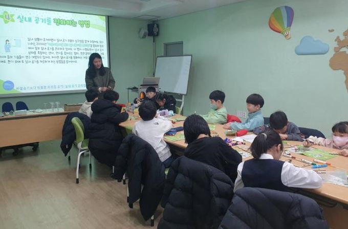 진주시립도서관,‘2025년 겨울방학 문화교실’ 수강생 모집