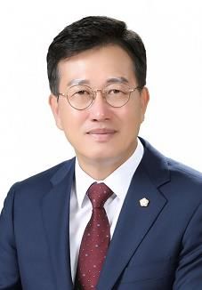 경상북도의회 이철식 도의원, 전국 최초 종묘산업 육성·지원 조례 제정