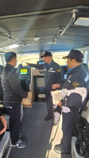 사천해경서장 차세대 형사기동정 배치 현장 점검