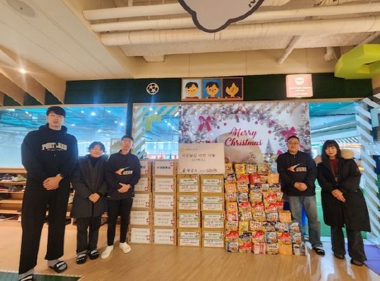 유캔스포츠·온리원태권도장, 양산시에 라면 전달