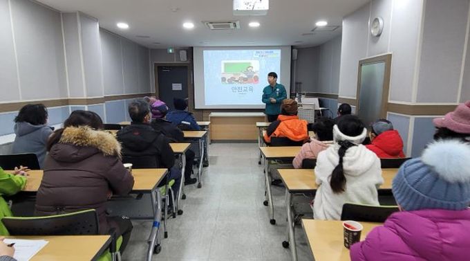 밀양시, 자활근로사업 참여자 안전보건교육 실시