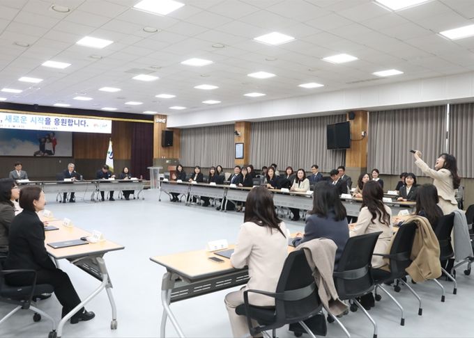 경남교육청, 교육전문직 합격 통지서 수여식 개최