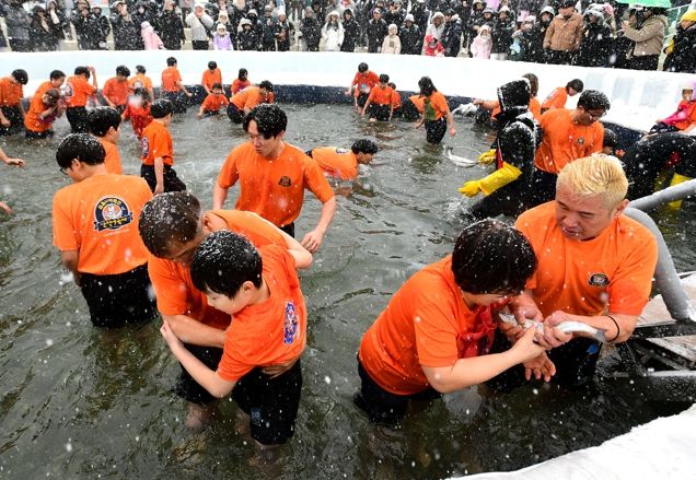 대한민국 글로벌 겨울축제, 화천산천어축제 1월11일 개막