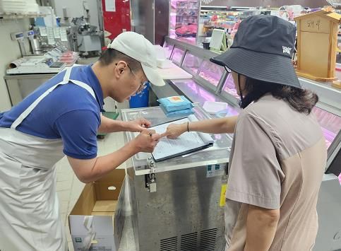 남해군, 설 명절 맞아 축산물영업장 위생 특별점검