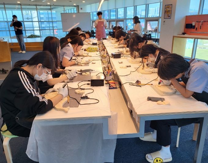 교복구입 지원금 확대