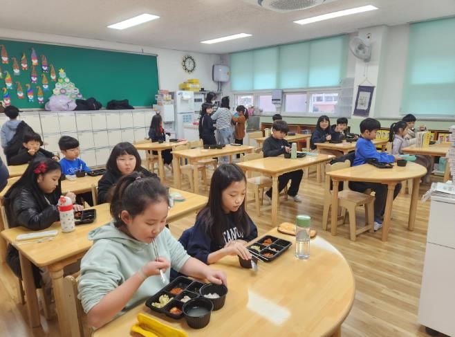 통영시, 방학 중 초등 돌봄교실 학생 건강도시락‘무상’지원