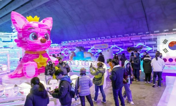선등거리 페스티벌과 실내얼음 조각광장, 리얼 산타 등 이색체험
