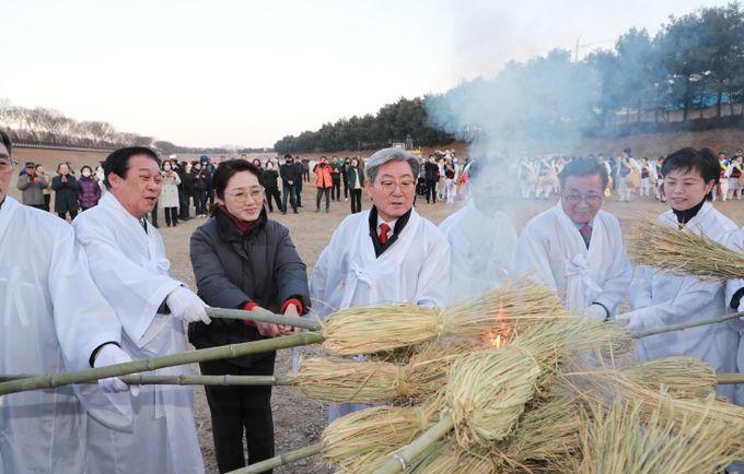 을사년 제24회 정월대보름 전통민속축제 개최