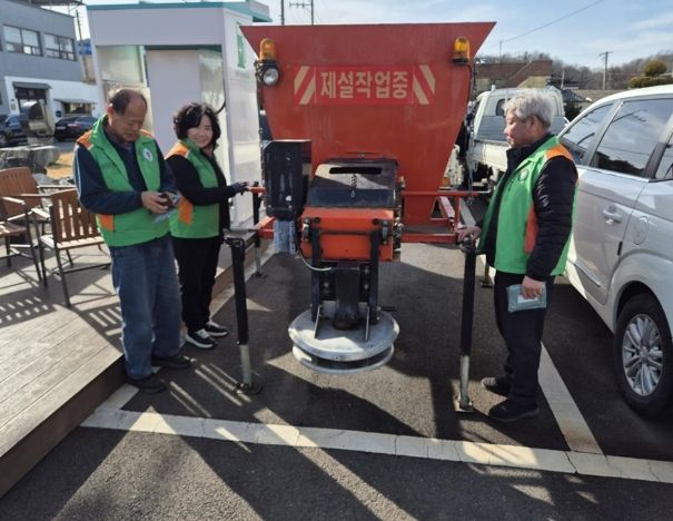 함안군 지역자율방재단, 한파 속 주민 안전 지킴이 역할‘톡톡’