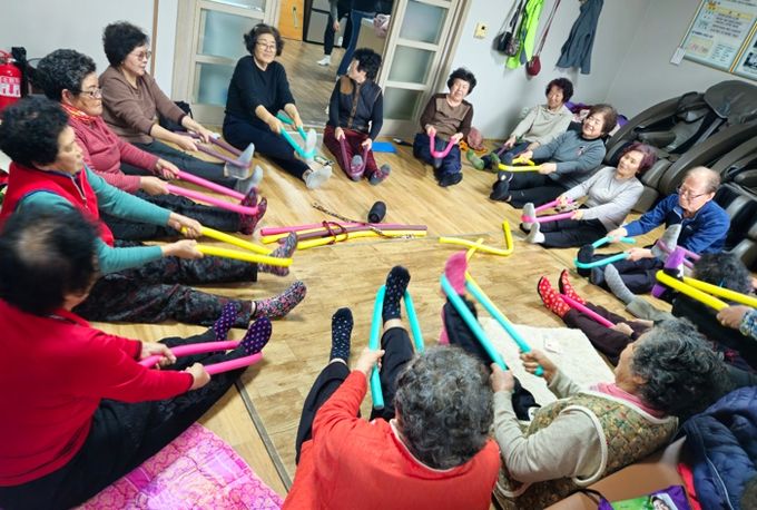 산청군, 건강실천사업 운동교실 운영