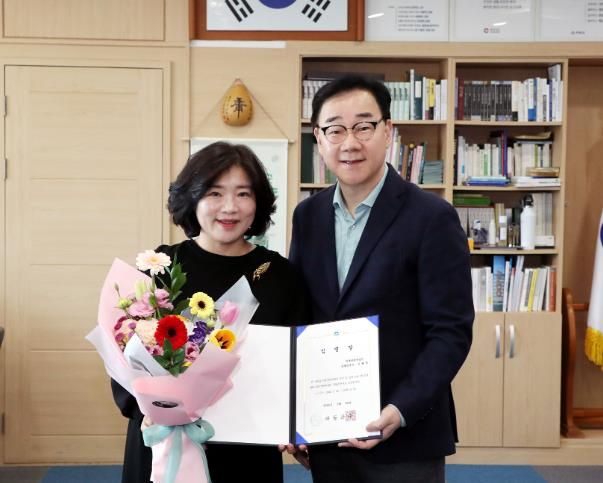 하동군, 군립예술단 총괄운영자로 김혜원 예술감독 임명