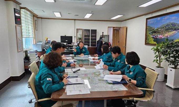 대전 중구, 산불재난 위기경보 ‘심각’단계 격상에 따른 비상 대응 체제 돌입- 간부 대책회의