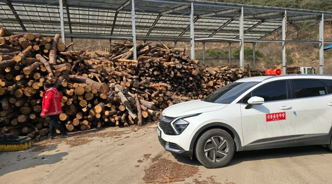 나무류 이동 특별단속 및 화목사용 농가 산불예방 계도활동