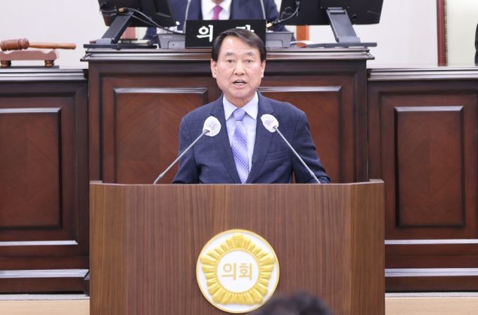 의령군의회 건강과 활력의 새 지평, 스크린 파크골프장 신설 제안