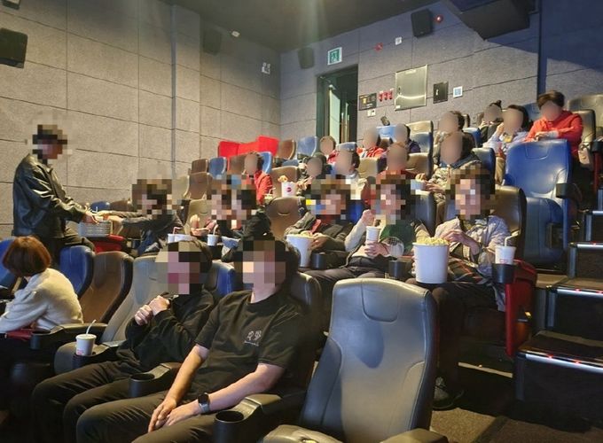 “힐링선물 대성공!” 사천시치매안심센터 치매환자 가족 및 보호자를 위한 힐링무비 운영, 선물같은 하루 선사!