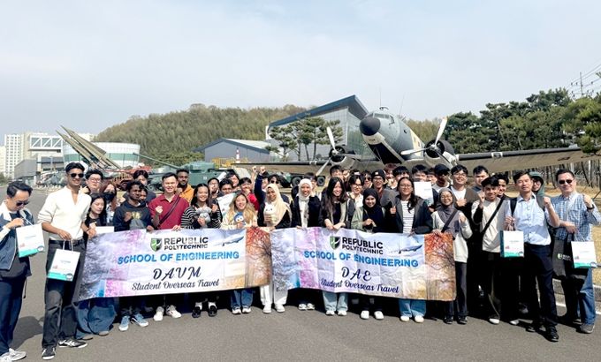 싱가포르 리퍼블릭 폴리테크닉 대학 우주항공과 해양관광의 중심도시 사천에 수학여행 오다.