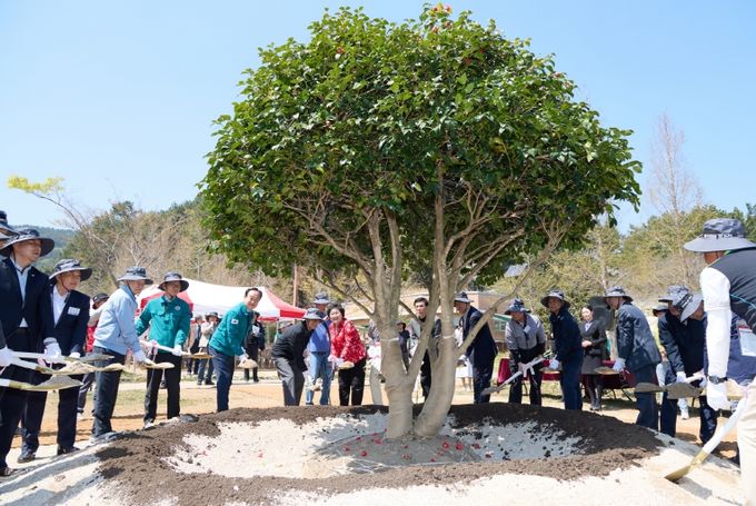 제46회 재일·재경·재부도민회 향토기념식수행사 통영서 개최