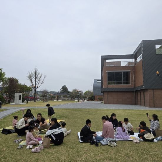 의령군가족센터 ‘의병박물관 제2 전시실 관람’ 진행