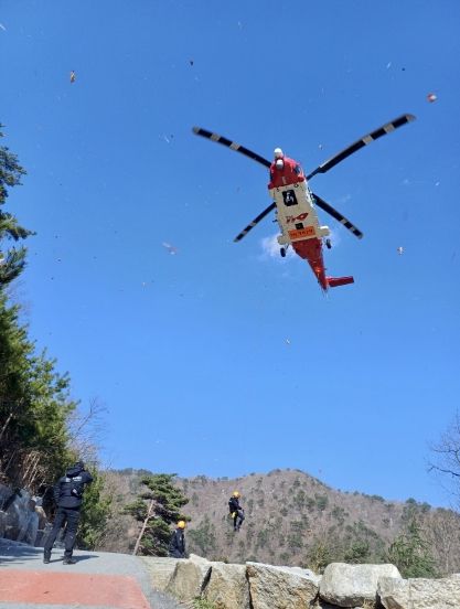 경남119특수대응단, 지리산권역 구조대원 산악사고 대비 인명구조훈련 실시!