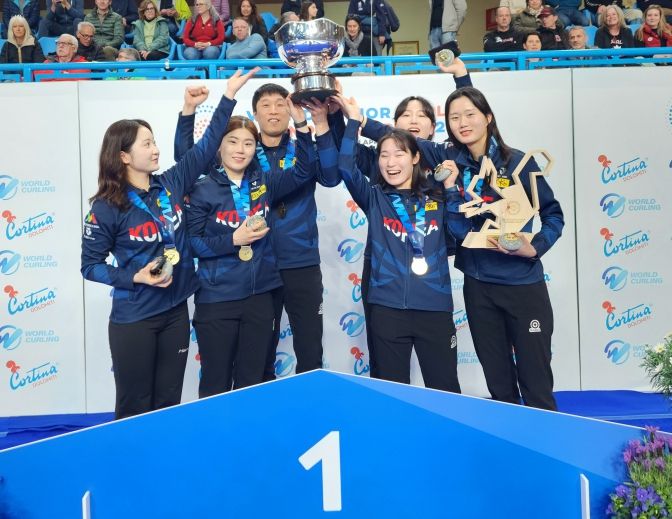 전북특별자치도청 컬링팀, 세계 정상에 서다 대한민국 첫 세계주니어 컬링선수권대회 우승 쾌거!