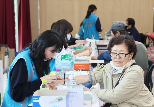 서울아산병원, '내고향 의료봉사' 실시