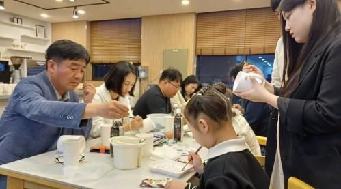 하동군 아빠와 함께 봉사단, 머그컵 만들기 자원봉사