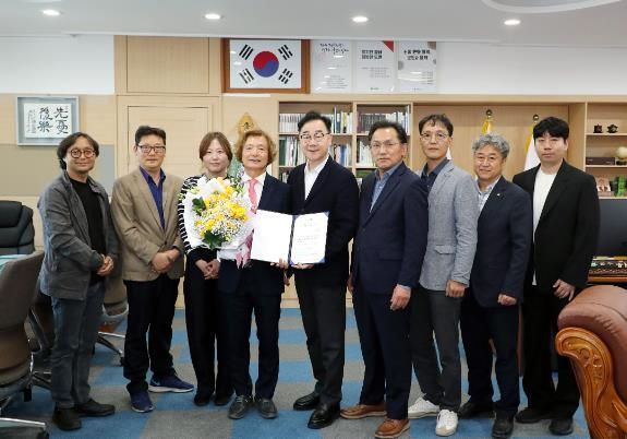하동군, 제2대 총괄건축가에 경상국립대 최만진 명예교수 위촉