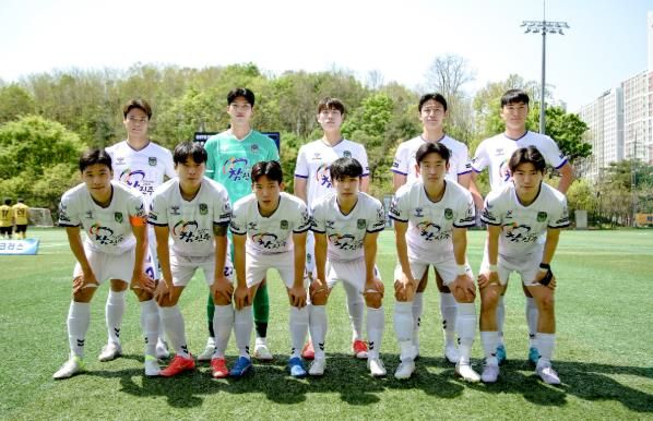 진주시민축구단, 서울중랑축구단에 4 – 2 승리 … 리그 2위 등극