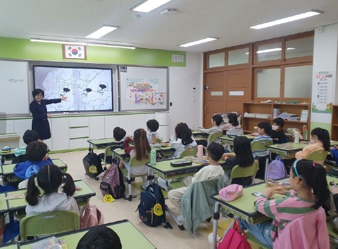 강북교육지원청, 교사, 학생이 함께하는 독서프로그램