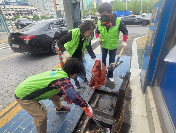 창원특례시, 빗물받이 관리 강화로 우수기 안전 확보 나서