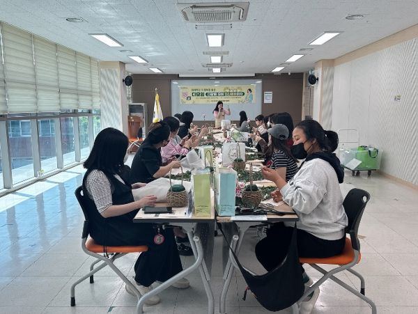 대구 수성구보건소 고산건강생활지원센터는 임신부를 대상으로 출산 준비 교실 ‘다모임’ 1기를 성황리에 운영했다.