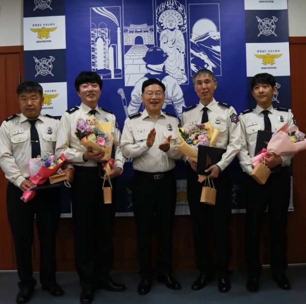 ‘묵묵한 걸음에 박수를’ 근속승진 임명장 수여