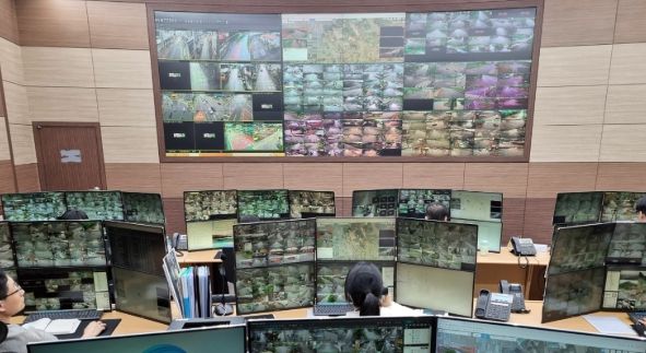 나주시가 통합관제센터 전체 관제요원 28명을 시간선택제임기제 공무원으로 신규 채용하고 5월 1일부터 업무를 개시했다. 사진은 나주시 CCTV 통합관제센터. (사진제공-나주시)