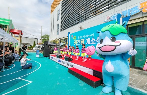 ‘하마니’만 뜨면“인증샷 찍자”‥ 인기! 함안군, 환경캐릭터 활용 적극행정 눈길